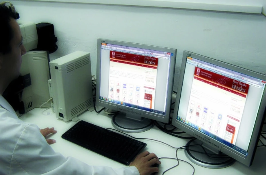 El Conacyt otorga becas para impulsar el desarrollo científico de los estudiantes