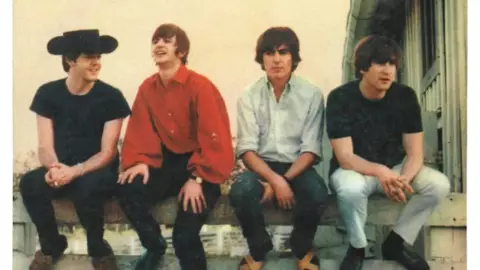 cast para las películas de The Beatles