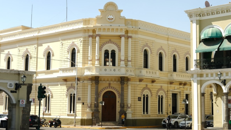 CUIDAD GUZMAN_X_@alanxelmundo