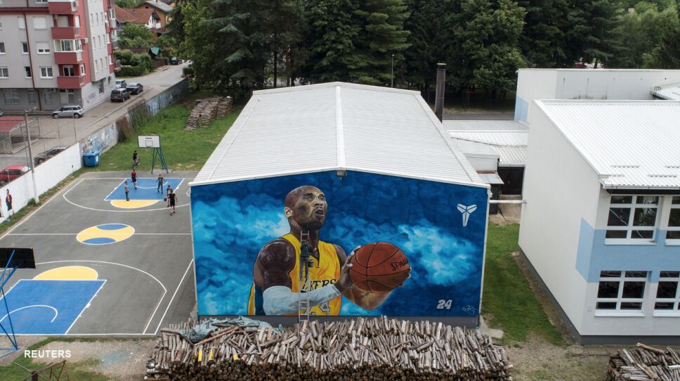 KOBE BRYANT