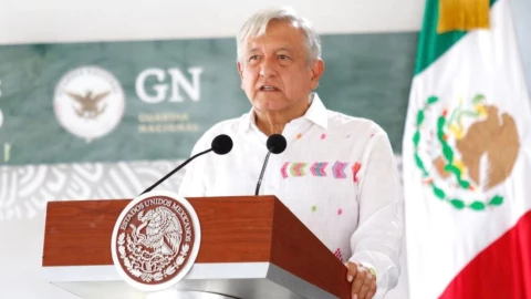 kamala harris AMLO.jpg