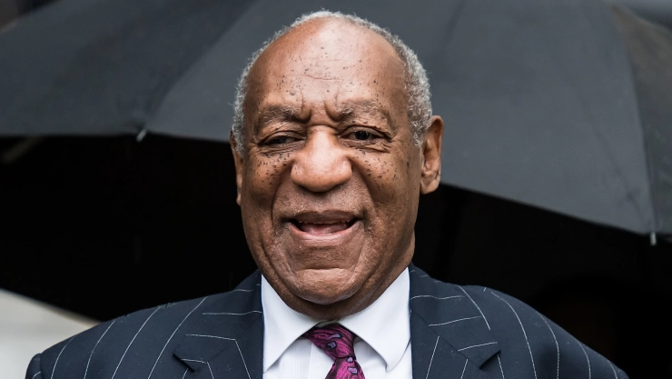 Bill Cosby saldrá de la cárcel; corte anula condena por abusos