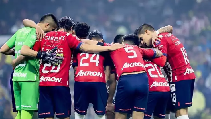 ¡A cambiar el chip! Estas serían las posibles altas y bajas de Chivas