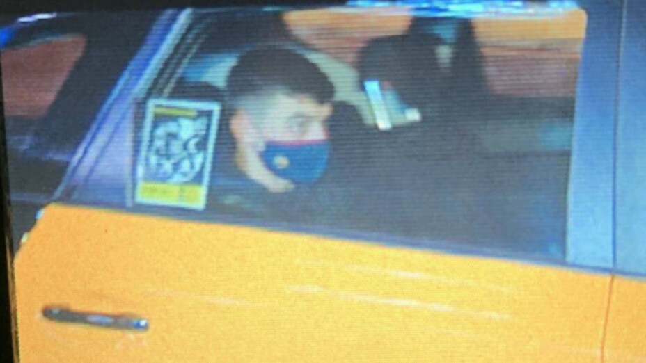 Pedri se fue en taxi del Camp Nou