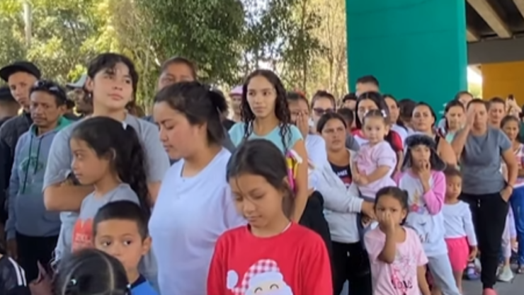 La situación de cientos de migrantes se agrava tras el cierre de refugio