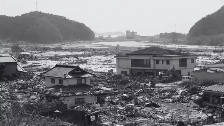 Alerta en Japón Megaterremoto podría dejar 300 mil muertes y millones de evacuados