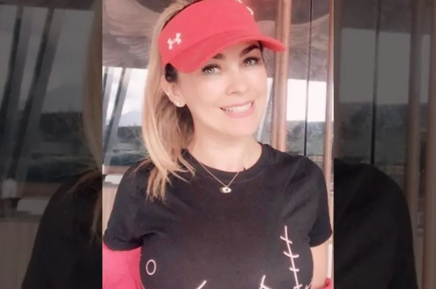 Aracely con gorra.jpg