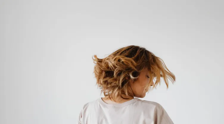 ¿Cómo lucir un alisado de cabello natural? Descubre el truco