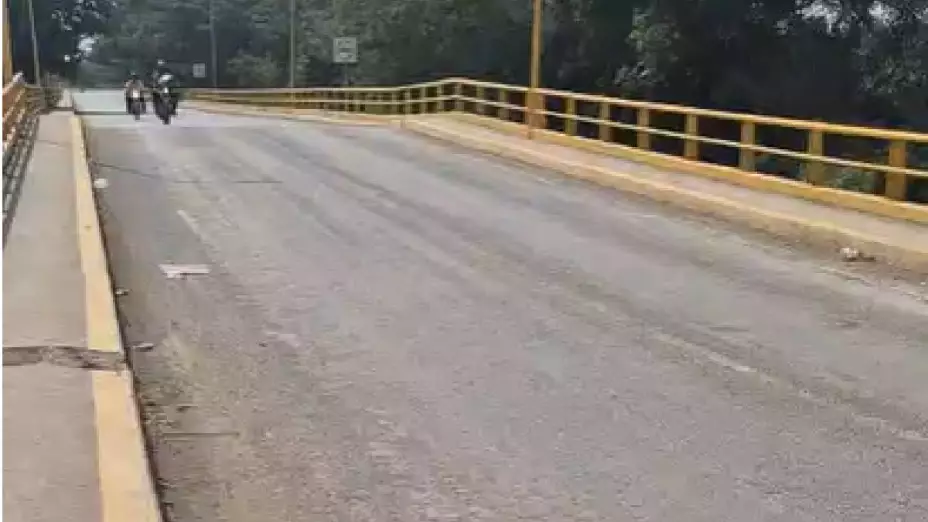 Puente Álamo