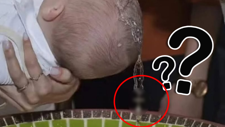 ¡Dios Santo! Agua bendita durante bautizo forma CRUZ DE CRISTO y desata conmoción y debate en redes.webp