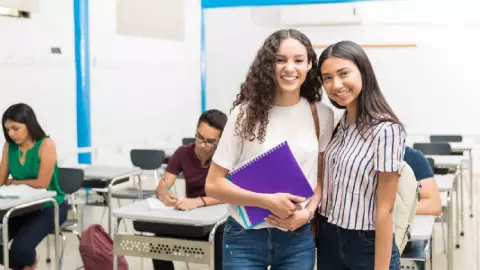 Qu&eacute; estudiantes que pidieron la beca Rita Cetina ser&aacute;n rechazados