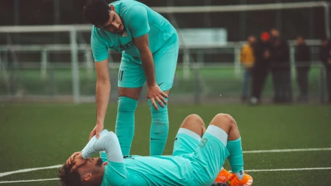 Ibuprofeno o paracetamol: ¿cuál es mejor para los dolores por hacer deporte?