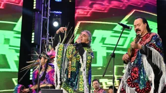 ‘Vienes y te vas’ fue una de las canciones que disfrutaron los asistentes.