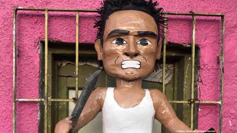 piñata ladrona golpeado combi .jpg