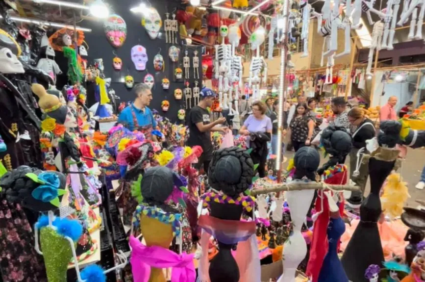 día-de-muertos-2023-catrinas-de-papel-mercados-de-méxico