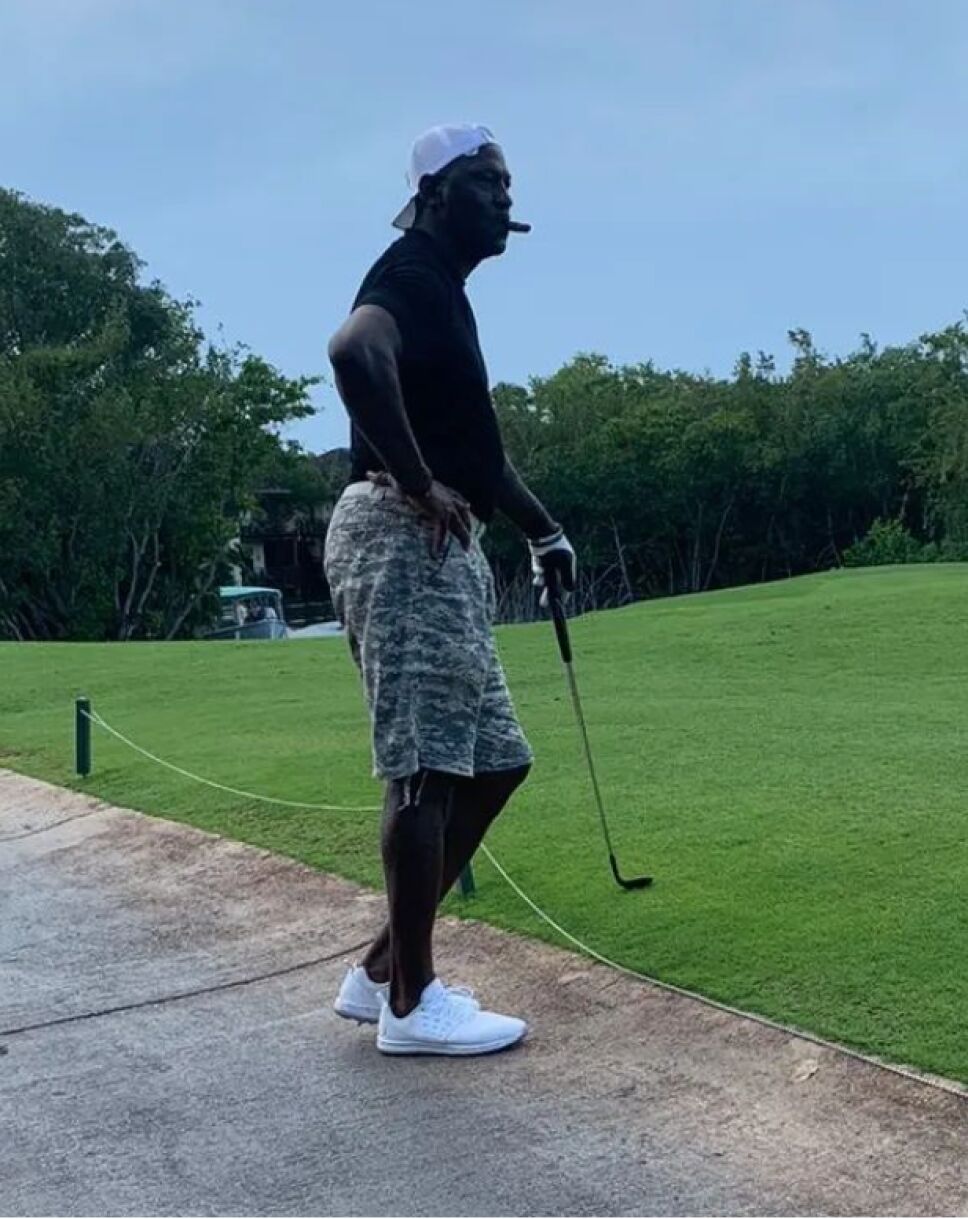 Michael Jordan juega Golf en campo de la riviera maya