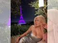 Karol G en París.jpg