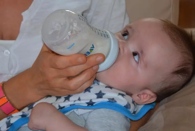 Cofepris retira un lote de fórmula infantil Nutramigen