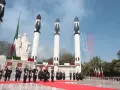 AMLO devela placa por los 200 años del Heroico Colegio Militar