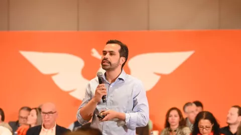 Jorge Álvarez Máynez participa como candidato de Movimiento Ciudadano en las elecciones 2024