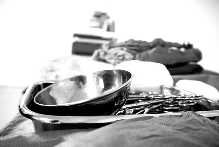 Ven a la muerte en quirófano