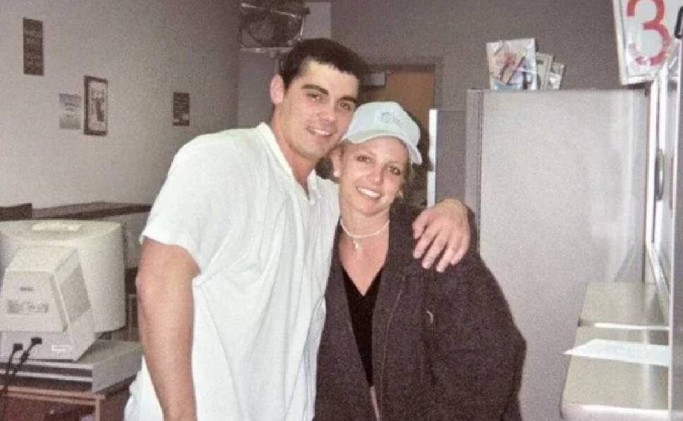 BRITNEY SPEARS Y JASON ALEXANDER