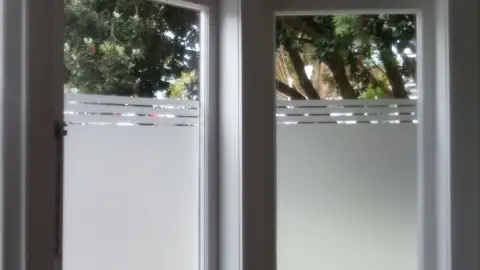 4 ideas para reemplazar las cortinas de tu casa por opciones más aesthetic: tu hogar se verá caro