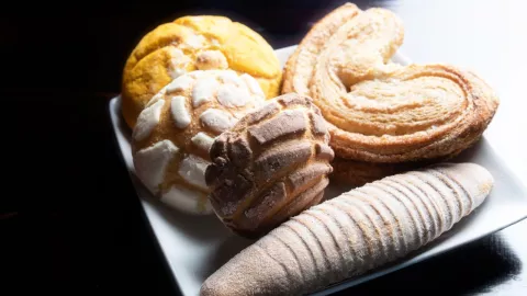 El peligroso enducolorante que se encuentra en pan dulce, refrescos y más