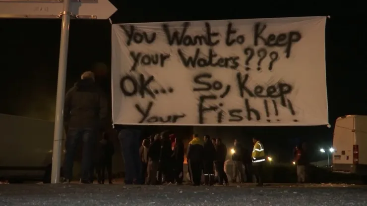 Pescadores franceses protestan por BREXIT en Reino Unido