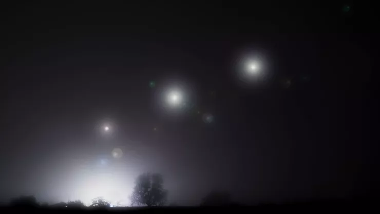 Cámara capta ovnis volando cerca del volcán Popocatépetl