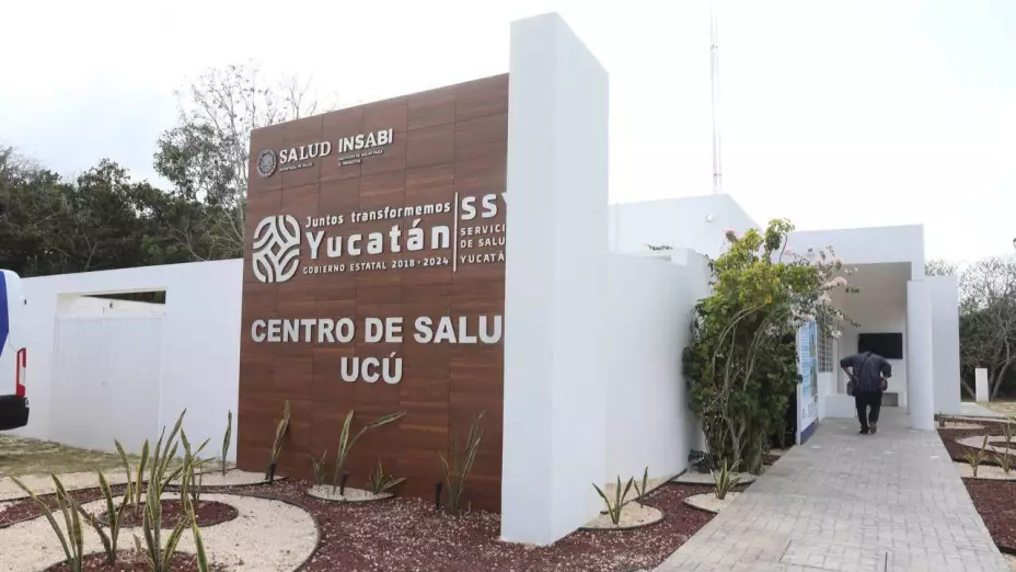 Entregan trabajos de remodelación del Centro de Salud de Ucú
