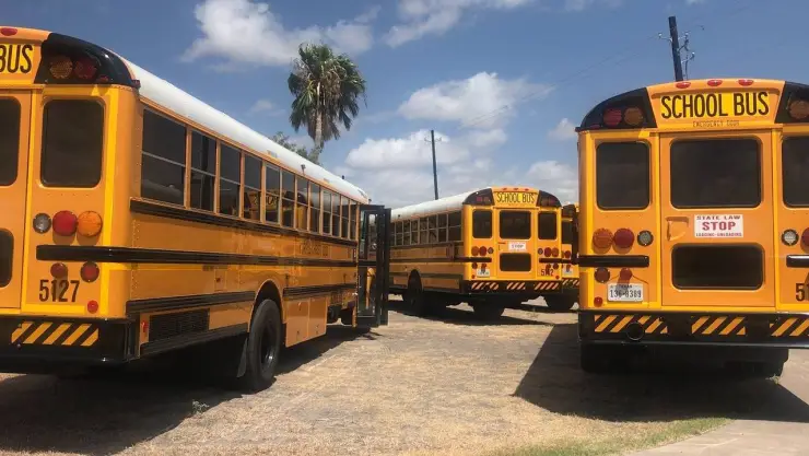 Muere niña atropellada por camión escolar en primeros días de clases