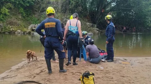 FOTOS: ¡Paseo familiar termina en tragedia! Niño de 12 años desaparece en un balneario y es hallado muerto