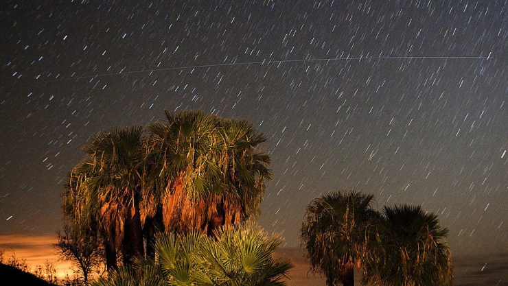 VIDEO: Un cúmulo de meteoritos cayó sobre un volcán de Hawái