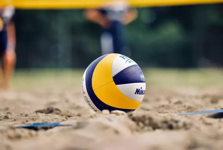 VIDEO_ Muere jugadora de voleibol tras caer desde un sexto piso