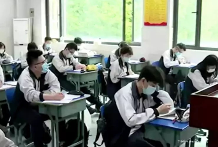 Wuhan regresa a clases.jpg