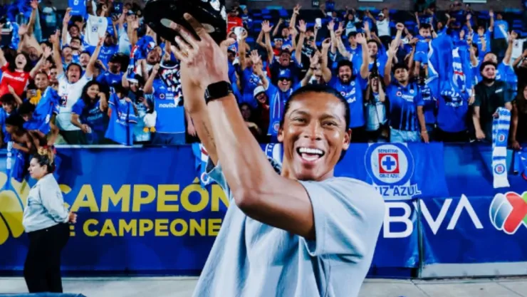 joel-huiqui-cuantos-titulos-tiene-dt-mas-trofeos-historia-cruz-azul