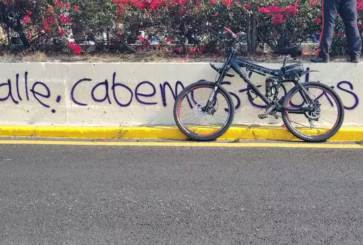 Bloqueo de ciclistas en la Recta a Cholula