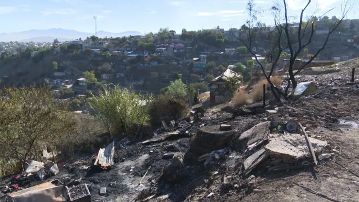 Mujer muere calcinada dentro de su casa en Tijuana