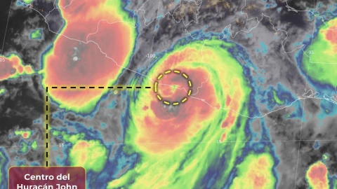 Huracán John categoría 3