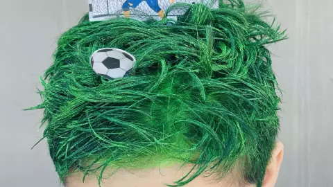 14 peinados locos que puedes usar para ver la Copa Mundial de la FIFA 2026: para hombres y ni&ntilde;os