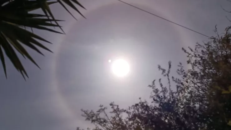 Halo solar engalana el cielo de Tamaulipas, ¿por qué se produce?