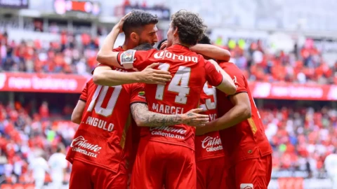 TOLUCA LE GANA A CHIVAS