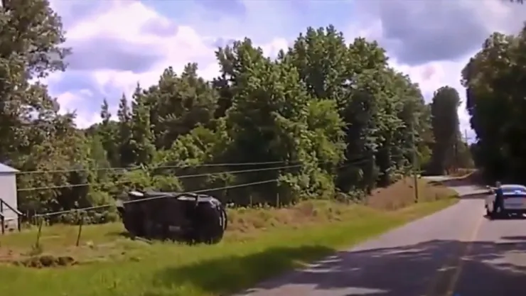 VIDEO: Bebé salió proyectada a más de 160 km/h tras intensa persecución policial en Arkansas