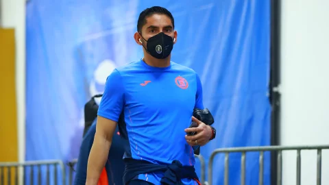 Llegada de Jesús Corona al Estadio Azteca