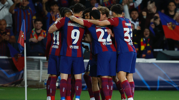 Jugadores del Barcelona celebran un gol en Champions League