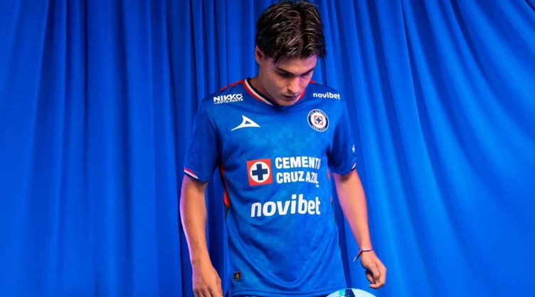 Cruz Azul llevará un parche de ‘Equipo de la Temporada’ en su playera