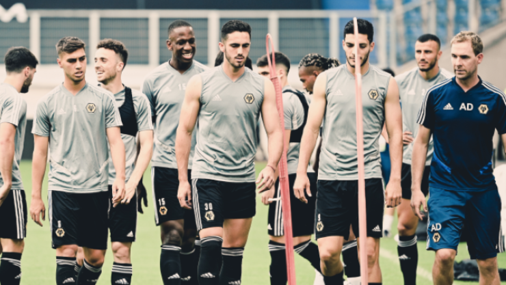 Raúl Jiménez Wolverhampton Sevilla