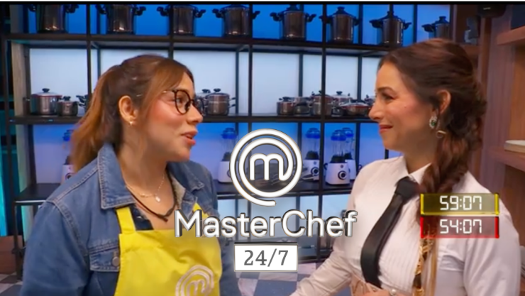 Camila recibe apoyo de Claudia Lizaldi en MasterChef 24/7