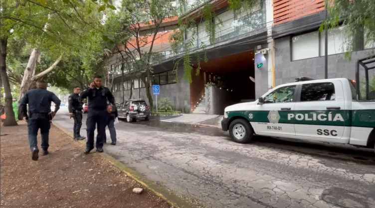 CDMX: Mujer muerte ahogada en la alberca de departamentos de lujo, en Coyoacán